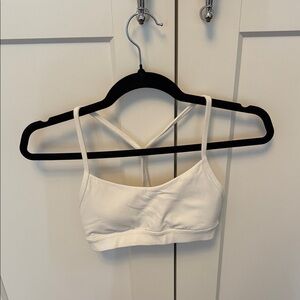 Women's white lululemon sports bra